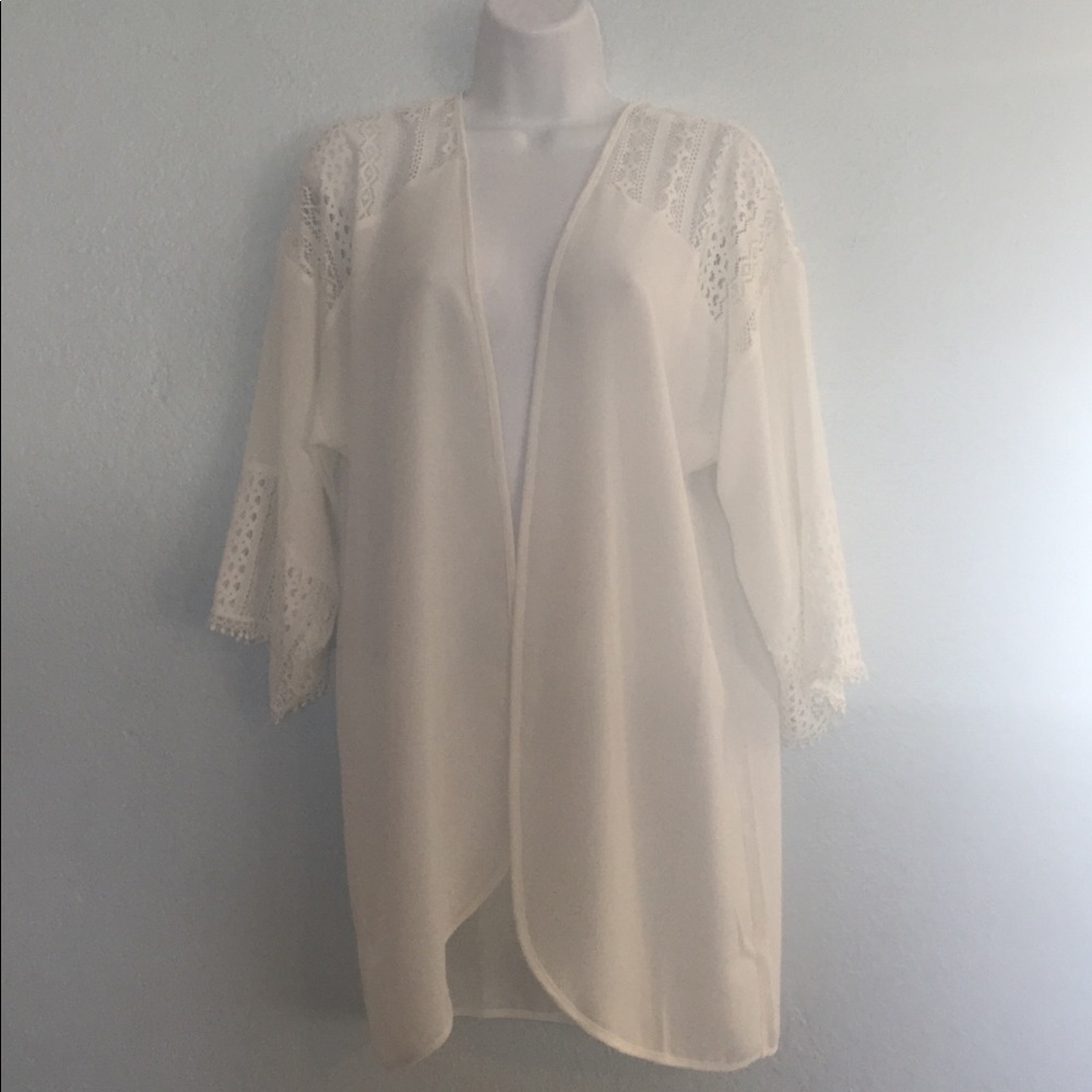 Apt 9 Ivory lace Kimono Bohemian Bride collection.